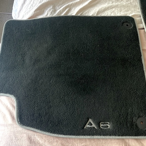 Audi A6 floor mats - Picture 1 of 4